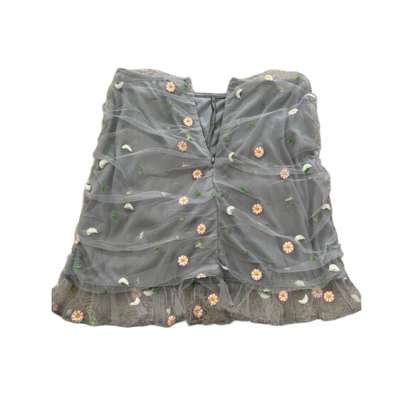 LE LIS Collection Gray Floral Top (Small) and Skirt (Medium) Set Festival - Picture 4 of 12
